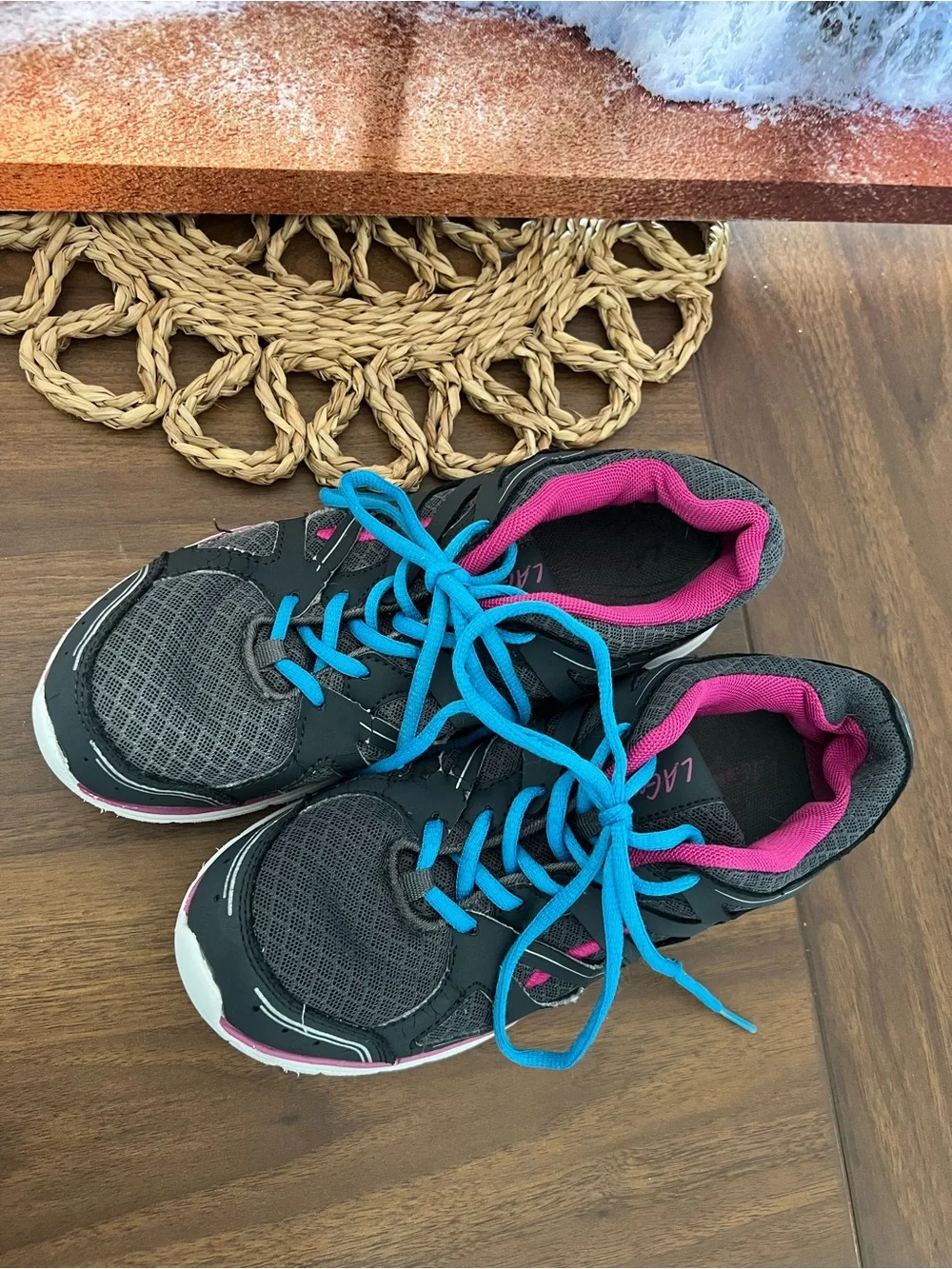 L.A. Gear sporty women